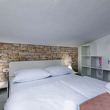 Depicolo Comfortable 2* Krk Town