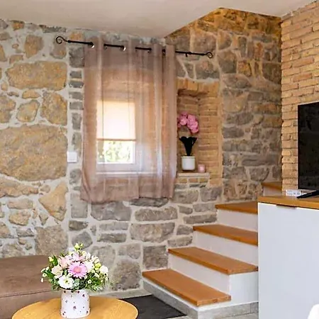 Depicolo Comfortable 2* Krk Town
