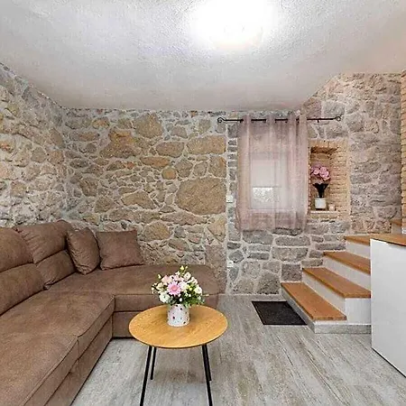 Depicolo Comfortable Hotel